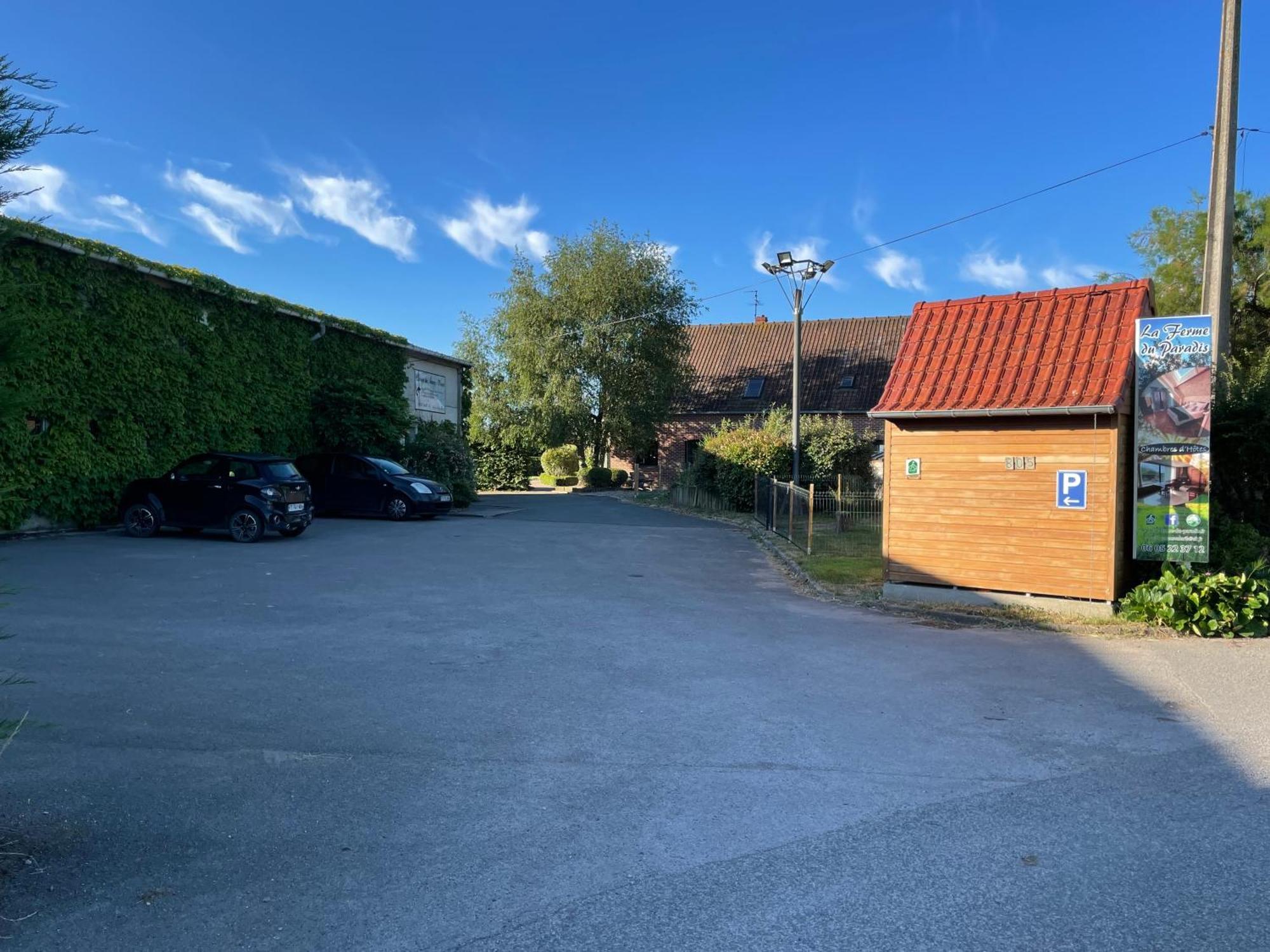 La Ferme Du Paradis Bed & Breakfast Merris